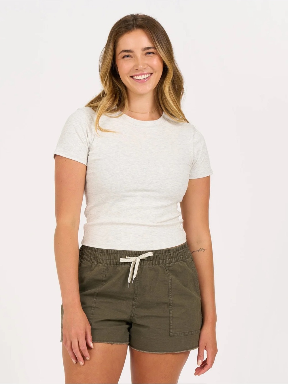 Vuori Pose Fitted Tee